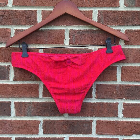 L*Space by Monica Wise Bikini Bottoms Bitsy Cut Fuchsia Large - Picture 1 of 5